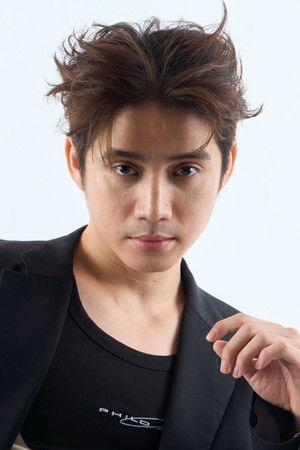 Panupat Sutirak photo