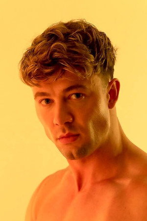Photo of Benjamin King from the Latest Netflix gallery