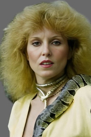 Photo of Susana Estrada from the Latest Netflix gallery