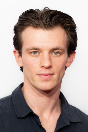 Jannis Niewöhner photo