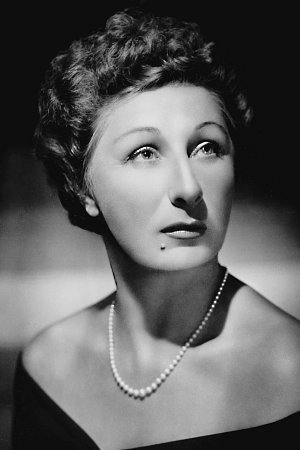 Judith Anderson photo
