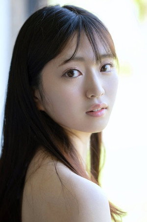 Photo of Suzu Nagano from the Latest Netflix gallery