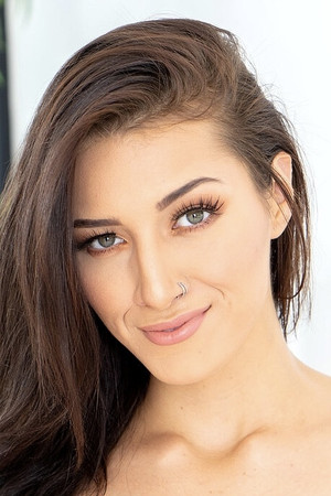 Photo of Bella Rolland from the Latest Netflix gallery