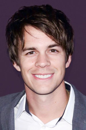 Johnny Simmons photo