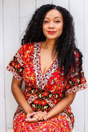 Mashari Laila Bain photo