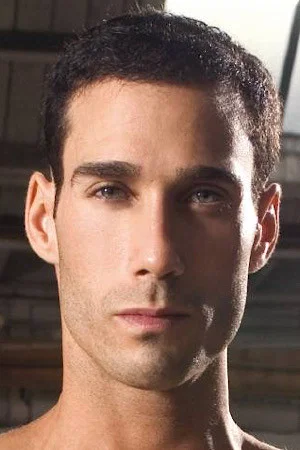 Photo of Alexy Tyler from the Latest Netflix gallery