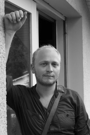 Photo of Laurent Micheli from the Latest Netflix gallery