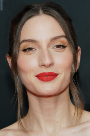 María Valverde photo