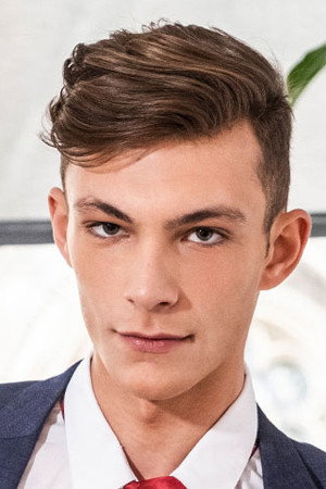 Photo of Braxton Boyd from the Latest Netflix gallery