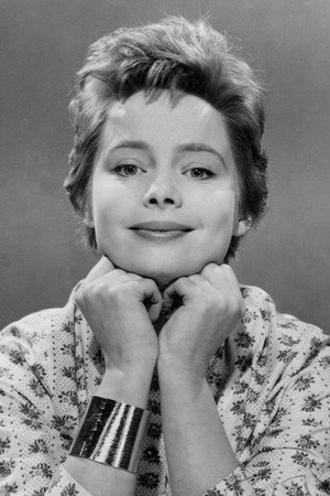 Photo of Elvi Hale from the Latest Netflix gallery
