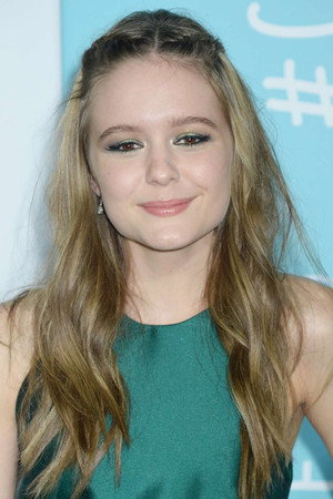 Izabela Vidovic photo