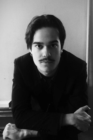 Photo of Arseniy Vizzhachiy from the Latest Netflix gallery