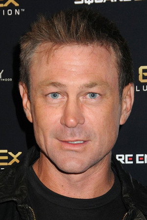 Grant Bowler photo