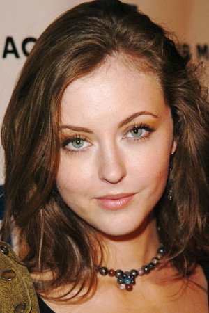 Katharine Isabelle photo