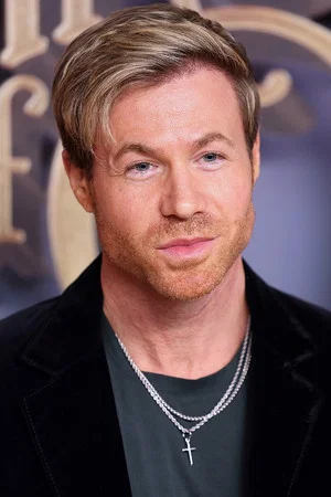 Photo of Ashley Parker Angel from the Latest Netflix gallery