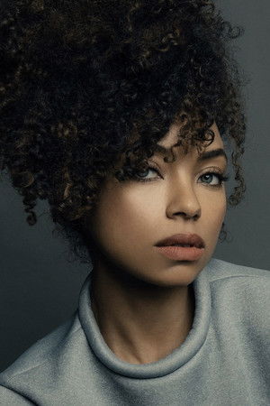 Logan Browning photo