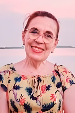 Photo of Lourdes Arduz from the Latest Netflix gallery