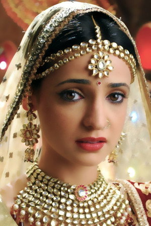 Sanaya Irani photo