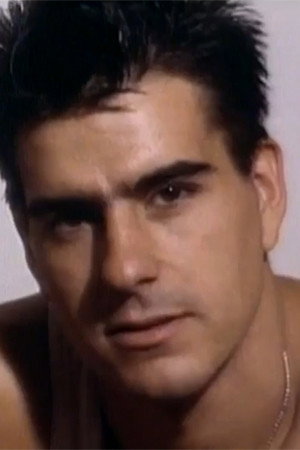 Photo of Manuel Alveiro from the Latest Netflix gallery