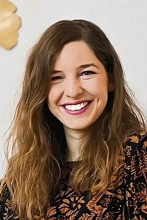 Photo of Laura Guerrero from the Latest Netflix gallery