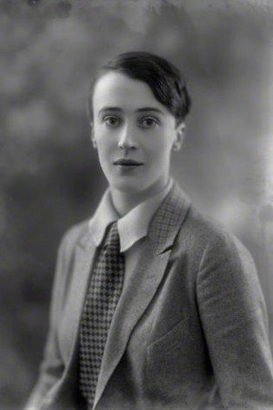 Valerie Taylor photo