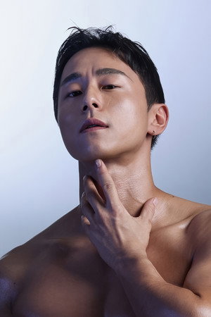 Photo of 김도진 from the Latest Netflix gallery