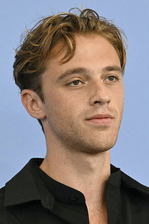 Benjamin Voisin photo