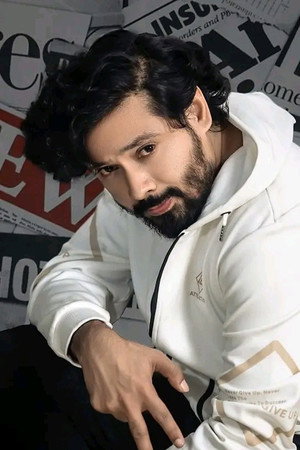 Photo of Mak Didar from the Latest Netflix gallery