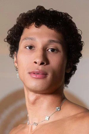 Photo of Curly Boy from the Latest Netflix gallery