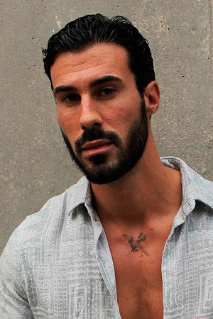 Photo of Alejandro Bernardos from the Latest Netflix gallery