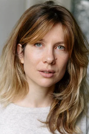 Photo of Fanny Guidecoq from the Latest Netflix gallery