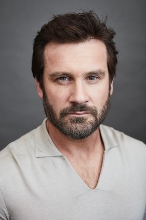 Clive Standen photo