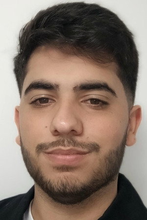 Photo of Ricardo Hernandez from the Latest Netflix gallery