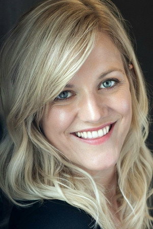 Photo of Mandy Simpson from the Latest Netflix gallery