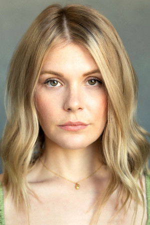 Hannah Arterton photo