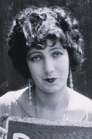 Photo of Kathleen Kirkham from the Latest Netflix gallery