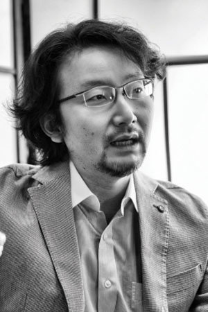 Chung Yoon-chul photo