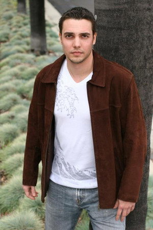 Photo of Ryan Izay from the Latest Netflix gallery