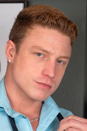 Photo of Logan Aarons from the Latest Netflix gallery