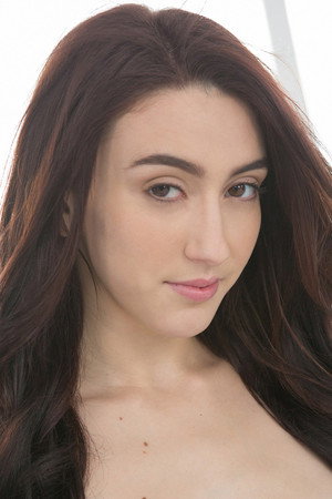 Photo of Mandy Muse from the Latest Netflix gallery