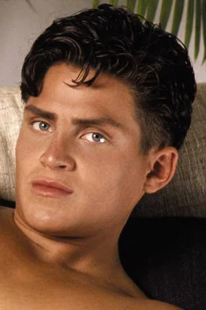 Photo of Joey Verducci from the Latest Netflix gallery