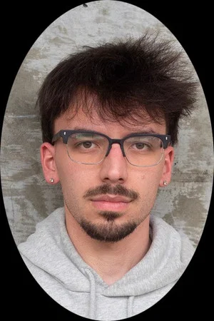 Photo of Oliver Ciolfi from the Latest Netflix gallery