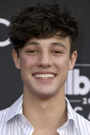 Photo of Cameron Dallas from the Latest Netflix gallery