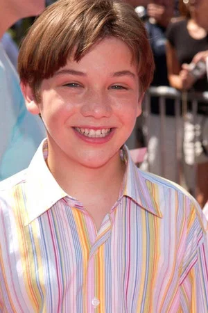 Photo of Soren Fulton from the Latest Netflix gallery