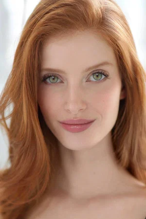 Photo of Claire Friesen from the Latest Netflix gallery