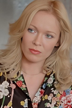 Photo of Jesie St. James from the Latest Netflix gallery