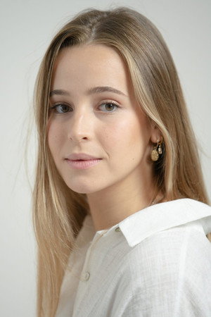 Photo of Lucía Pemán from the Latest Netflix gallery