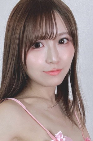 Photo of Rin Seo from the Latest Netflix gallery