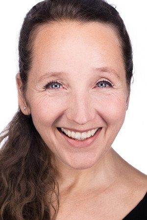 Photo of Linda Elvira from the Latest Netflix gallery