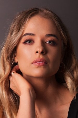 Raechelle Banno photo